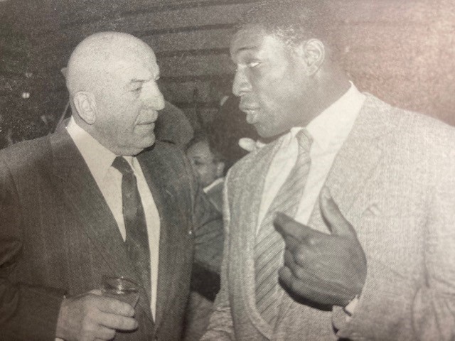 Moaning yes I said Moaning instead of Morning! Is it me or are people moaning a lot more? How about a day when no one moans anywhere we need a non moaning day the Americans have a Thanksgiving day we seem to have days for everything else!! In pubs instead of a swearbox a moan box