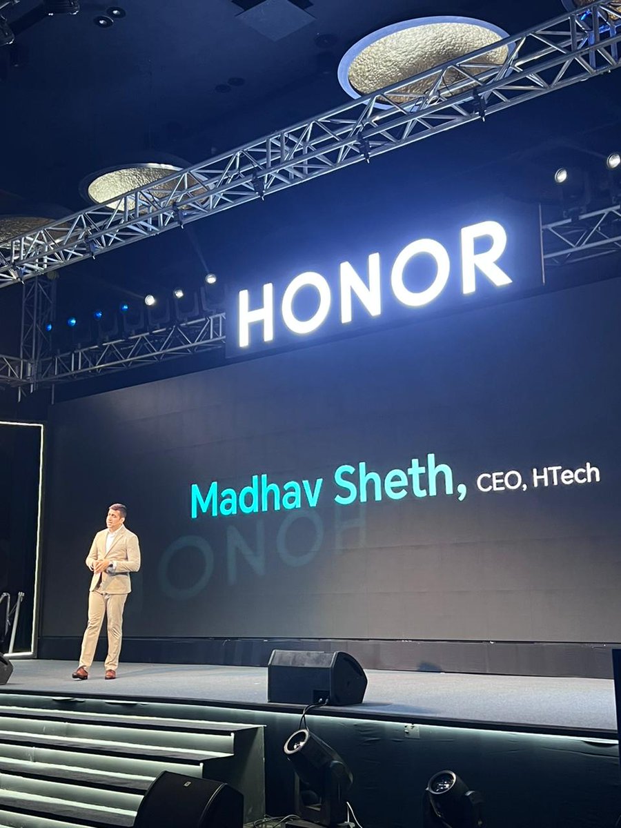 stanofkohli's tweet photo. Kudos to the dedication of #MadhavSheth he has put his all efforts and made this Honor 90 possible https://t.co/kqynk1DRR5