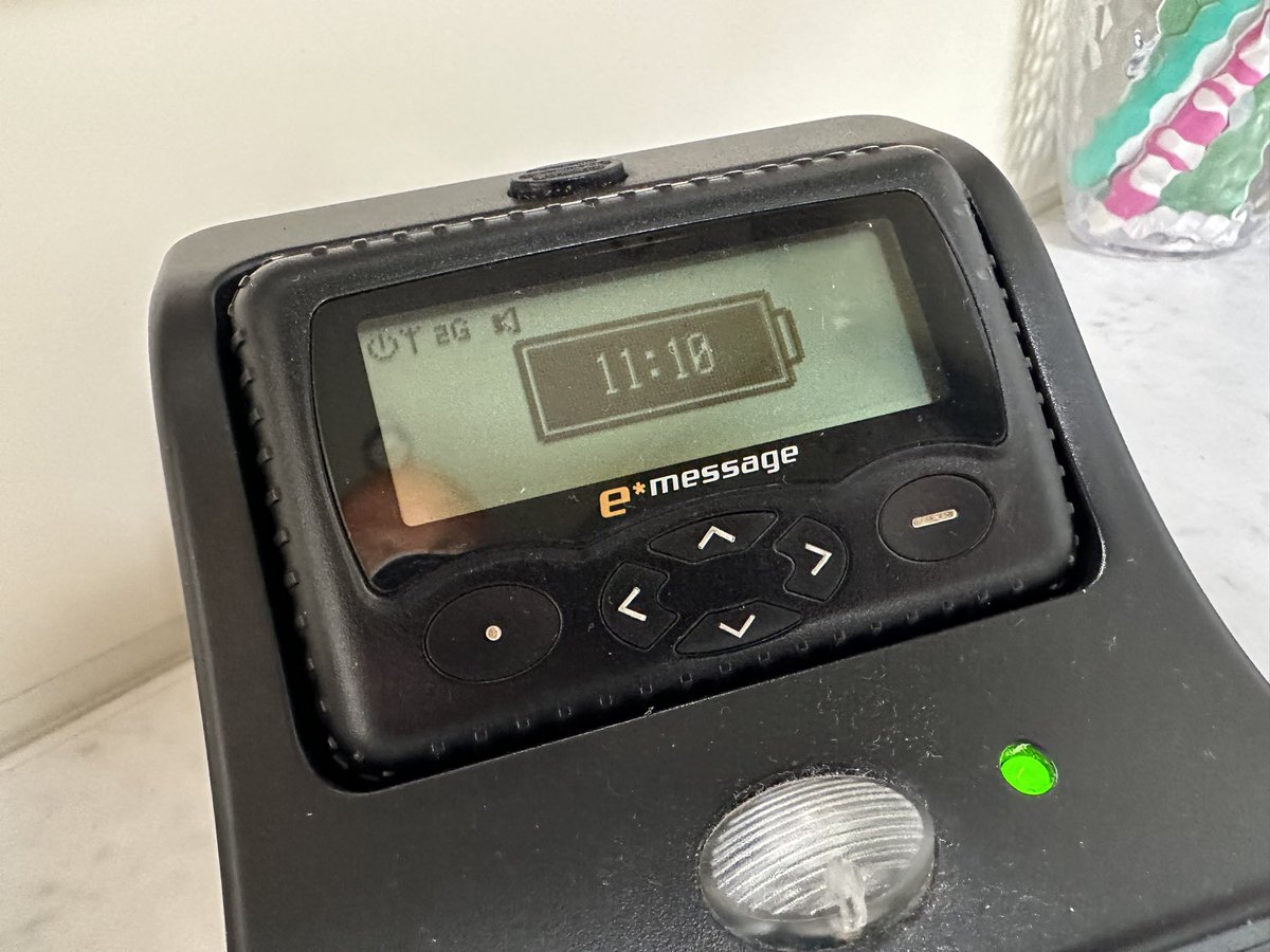 Fittus's tweet photo. Keine Meldung auf meinem 2wayS mit ewarn Funktion erhalten, schade. #Warntag2023 #emessage @e_Message_DE Stand 11:55 Uhr https://t.co/57Azfcwvqi