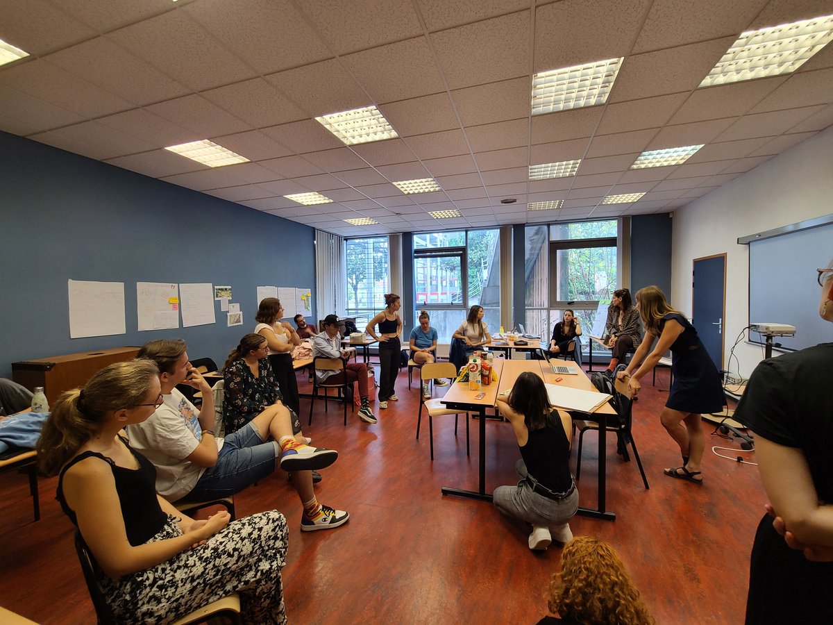 vastariel's tweet image. ⏰ Plus que quelques heures avant la présentation de nos projets avec le @CcstMaster. On se retrouve dans 3H pour la présentation de ces 4 jours de travaux intense ! 

Merci à @Chamrousse1700, @OSUG_fr, @ISTerre_fr et @LMSchlenker 🎉