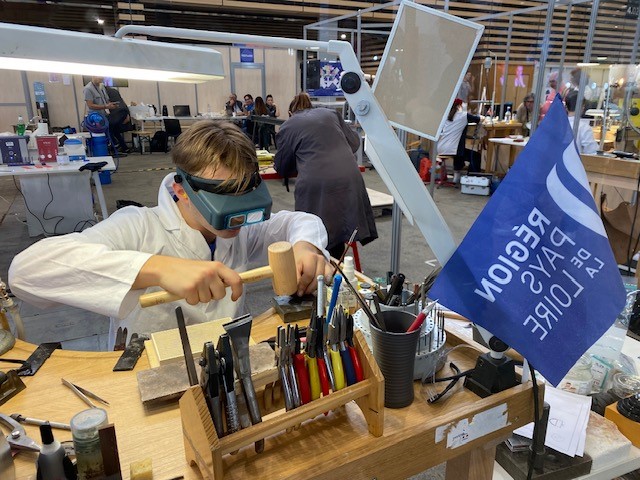 La compétition des @WorldSkillsFR est officiellement lancée ! Il s'agit de la 47e édition qui se déroulera pendant 3 jours à Lyon, réunissant près de 800 compétiteurs aux 69 métiers. 🔎 Plus d'infos : sie.ag/52VRuc #WorldSkills #WorldSkillsFrance #Formation