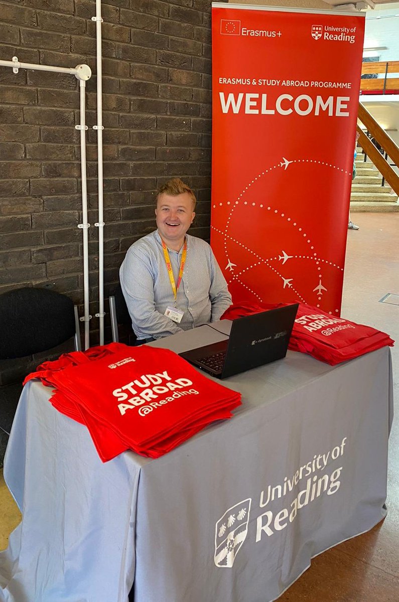 New Study Abroad Programme students: welcome! Chris and Helen from the Study Abroad Office are in Palmer to greet you and give you some merch! 

#StudyAbroad #UoRwelcome