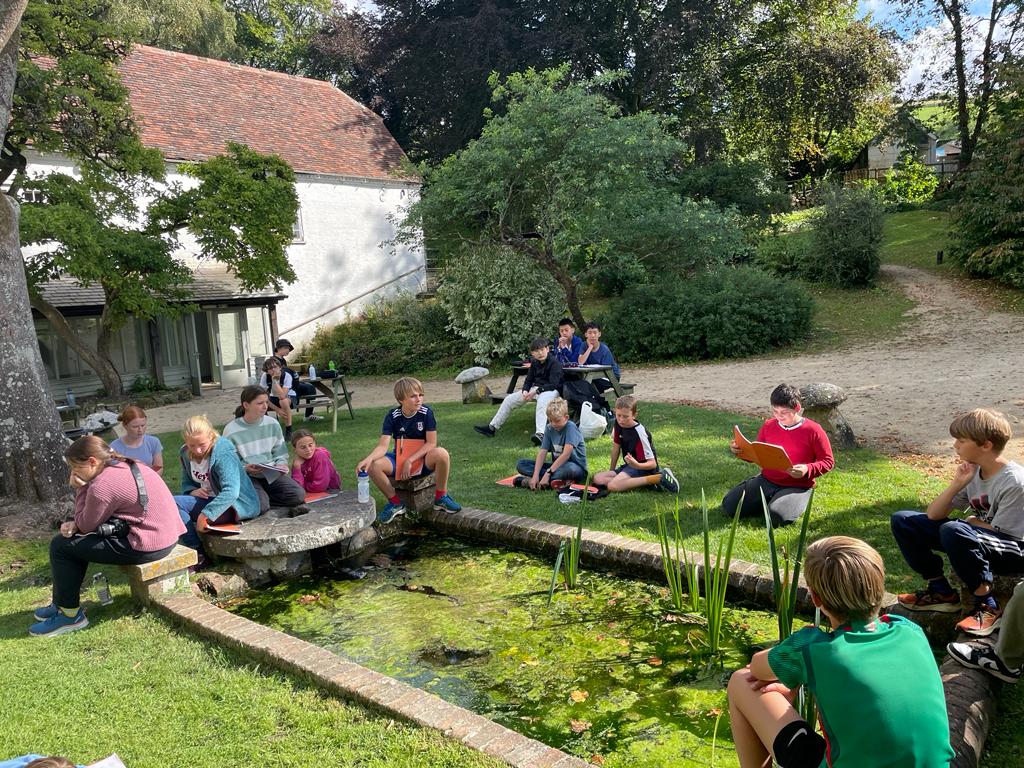 Sherborneprep's tweet photo. #Year8 had a wonderful English trip to #Springhead in #Shaftesbury this week. To view all the photos from Mr Poulain, visit: https://t.co/fLsIYfd26M
#sherborneprep #countryprep #englishtrip #prepschool #dorsetprepschool #beyondthebluedoor #mentalhealth #communication #awareness https://t.co/eZcSX57BCa