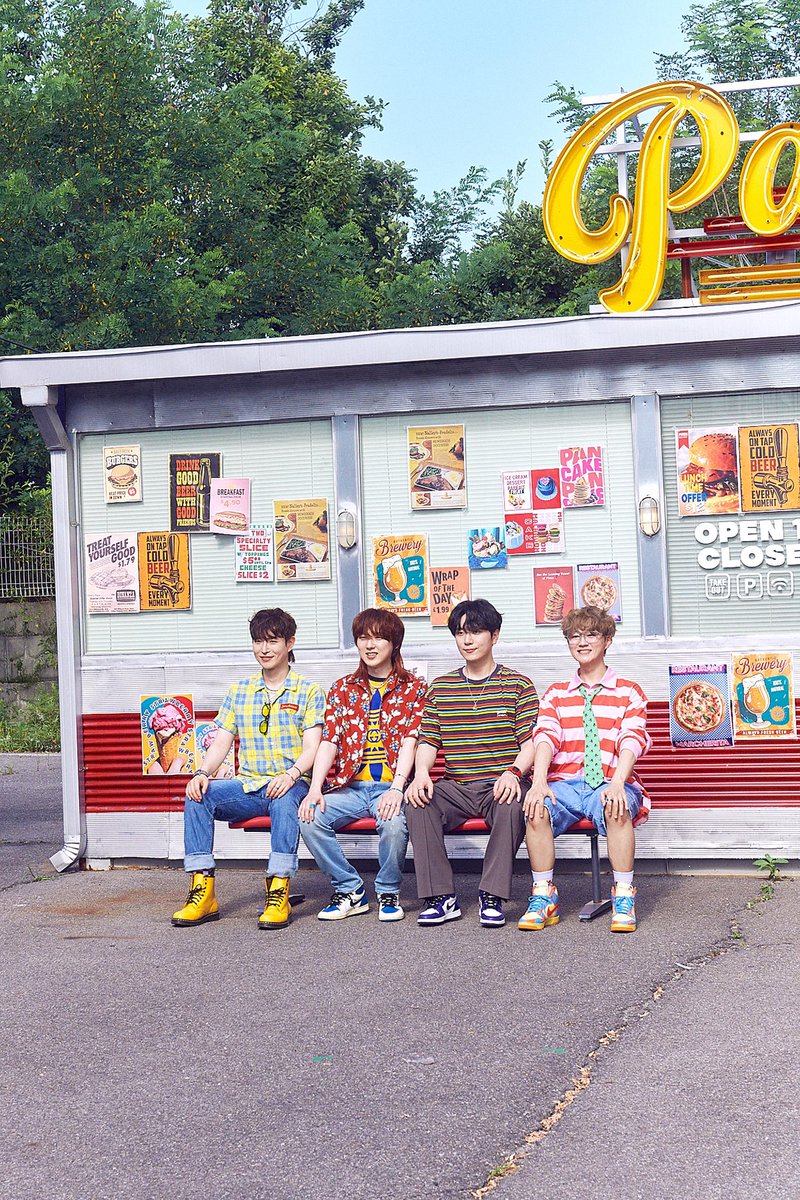 official_fore's tweet photo. [#FORESTELLA_POST] 📝

‘KOOL’ 뮤직비디오 촬영 현장 비하인드 #1

KOOL한 4인 4색 포레 보러올 숲별 구함✋🏻

https://t.co/11AFyjAM6u

#포레스텔라 #비하인드
#Forestella #Behind https://t.co/5plM6Akqma