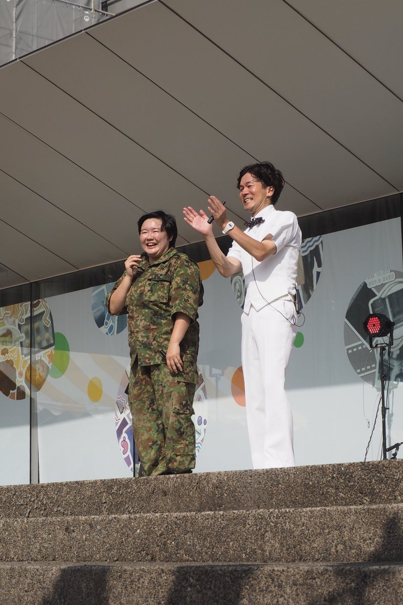 nid_nfc_'s tweet image. 大学祭1日目のお笑いライブの様子をお裾分け🫶

残暑の中ステージに立ってくれた #やす子 さんと #野田ちゃん さん そしてステージを見に来てくれた方！改めてありがとうございました☺🙏