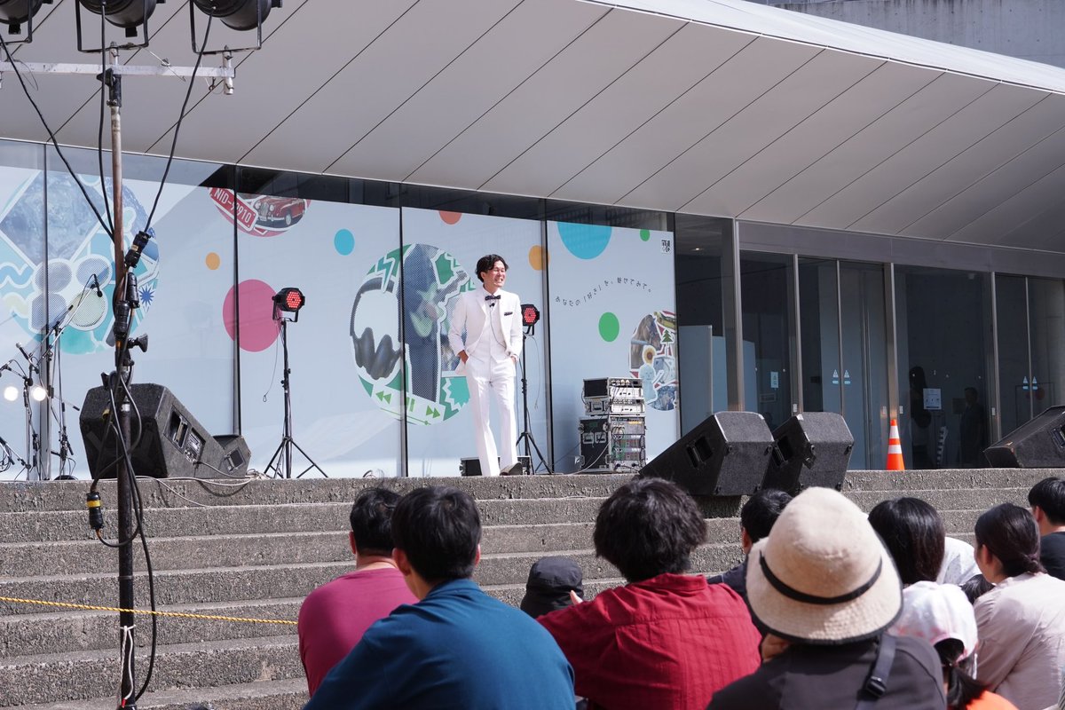 nid_nfc_'s tweet image. 大学祭1日目のお笑いライブの様子をお裾分け🫶

残暑の中ステージに立ってくれた #やす子 さんと #野田ちゃん さん そしてステージを見に来てくれた方！改めてありがとうございました☺🙏