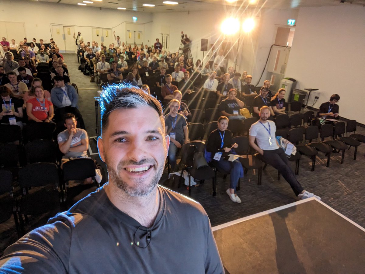 On a high after that session on log files. Massive thank you to <a href="/MaryOliviaHicks/">Mary Olivia Hibberson (née Hickey)</a> for being an absolutely incredible moderator 🙌