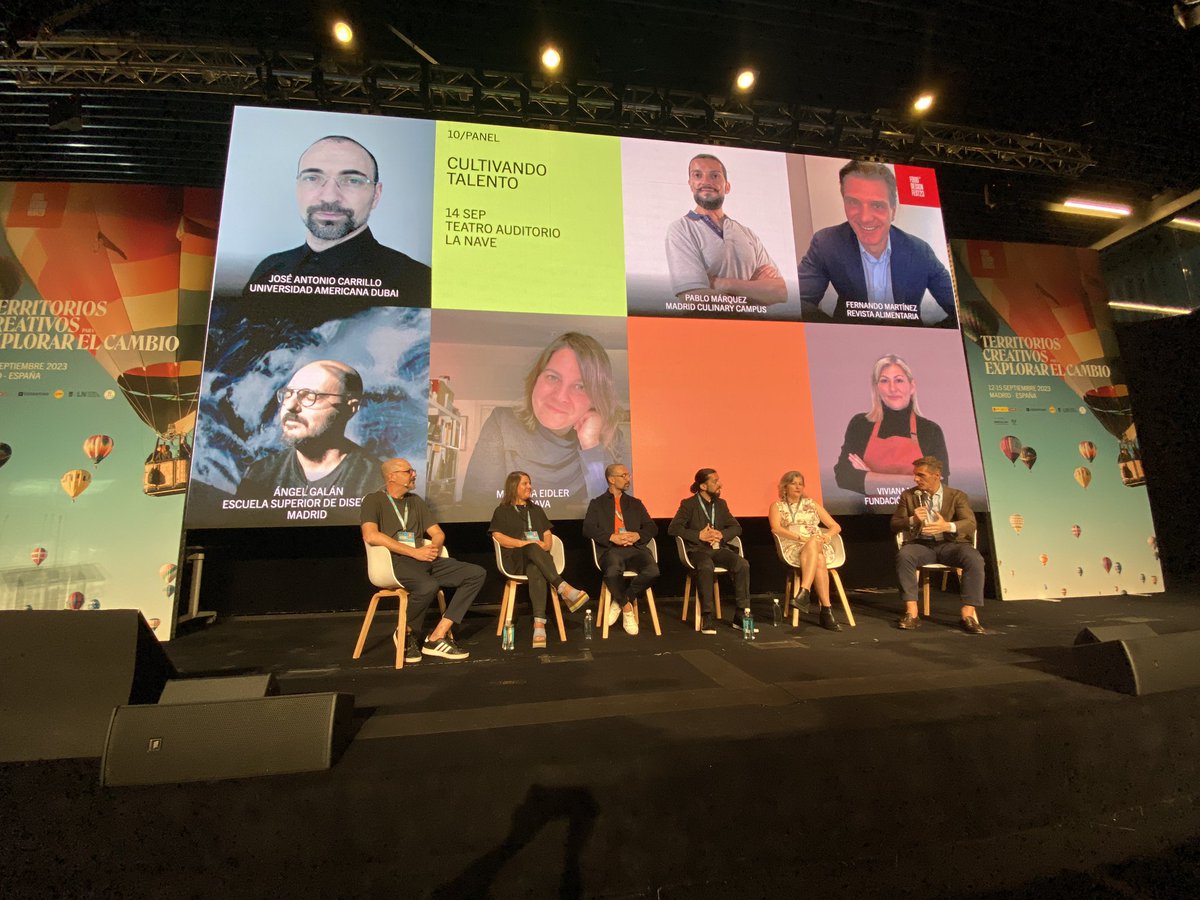 RevistaAlimenta's tweet photo. #FDF23 🔴 En este momento se está desarrollando el panel: Cultivando
Talento 

👤José Antonio Carrillo de la @AUDubai 
👤 Pablo Marquéz del #MACC
👤Viviana Nariño de @Areandina 
👤 Mariana Eidler de @ElisavaBCN 

#FoodDesignFestival https://t.co/BJVxmfBLyJ