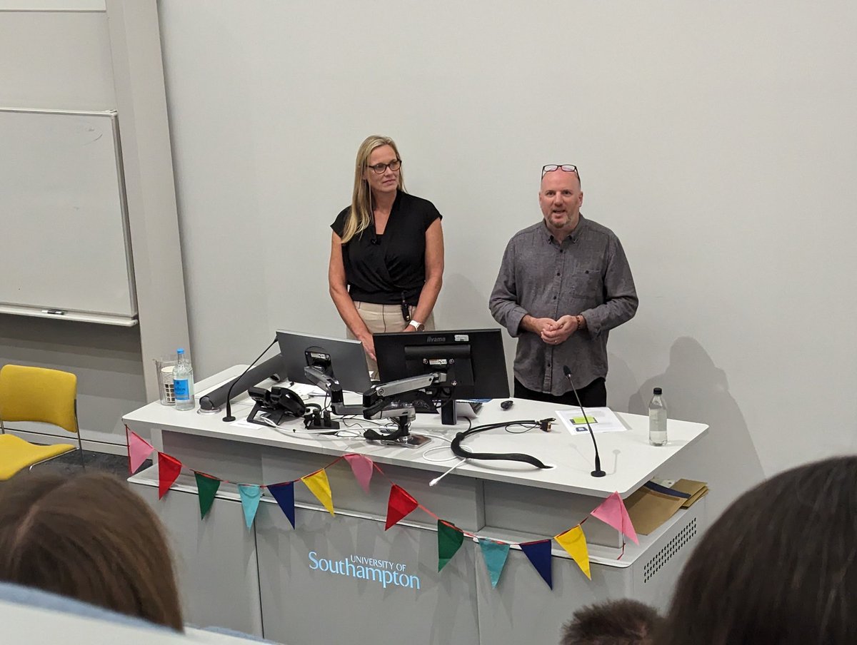 We are back! Day 2 of the #CHEPstival 🎉 @UoS_CHEP Excited to engage face-to-face with colleagues from across the university community!