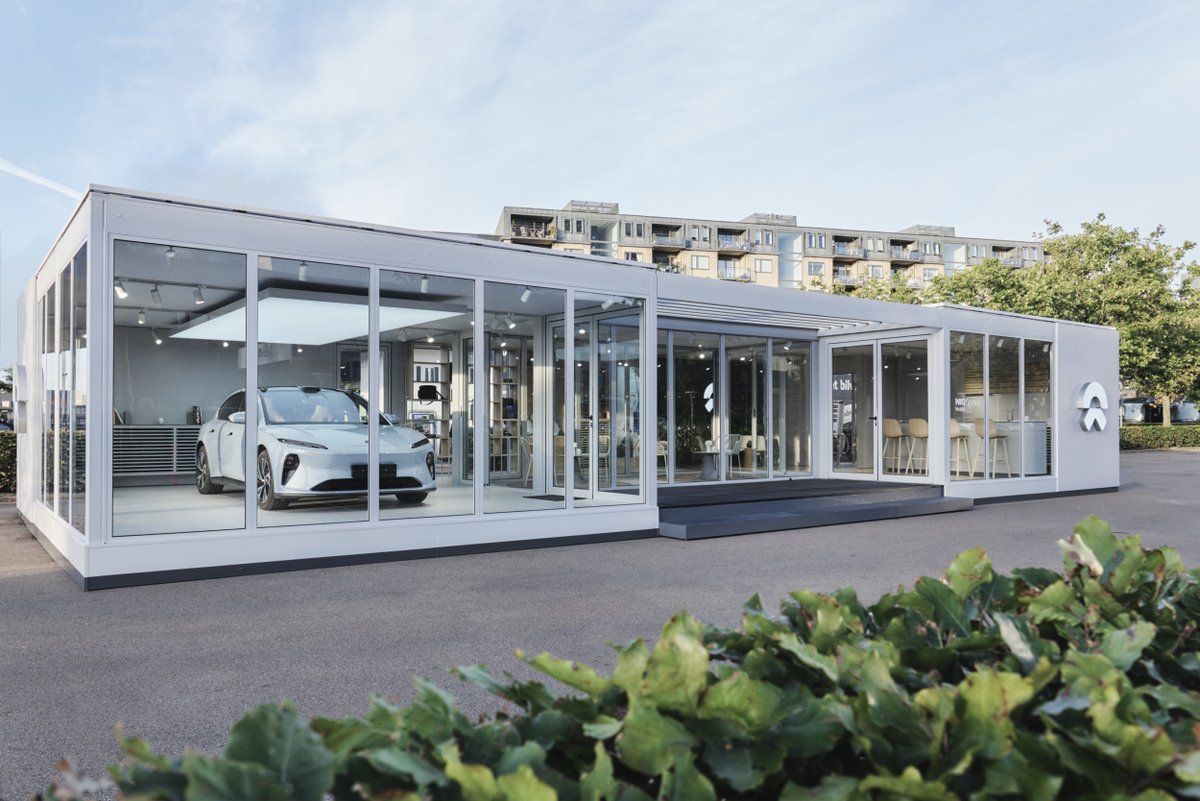 AfonsoEV_'s tweet photo. NIO Denmark 🇩🇰
NIO just opened the first NIO Space Mobile in Denmark! The space is located in Amager and will be opened while the NIO House Copenhagen is under construction. https://t.co/5B892A2SG7