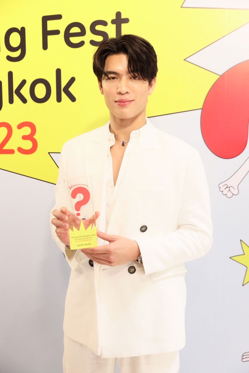 2kkhongkwan's tweet photo. ภูมิใจในตัวเทอมากกกกกกก ทุกความพยายาม ความอดทน ความมีวินัยของเทอ และที่เทอฝึกตัวเองมา 14 ปี
🏆👍🏻วันนี้มีรางวัลการันตีแล้ว เก่งทิสุดดดด
😭😭😭 @Josswayar
#LFBKK2023 #LearningFest
#WonderLearn #JossWayar
#สงสัยให้สุดเป็นมนุษย์ไม่หยุดเอ๊ะ https://t.co/AbScn4Gv35