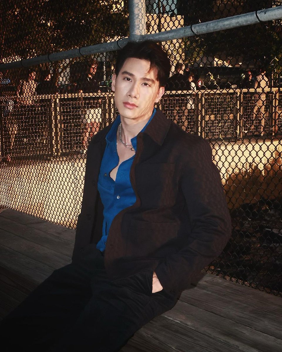 mtsupportersjp's tweet photo. 2023.9.13. #tul_pakorn
COS AW23 Fashion Show🗽💙
写真が多くて嬉しい悲鳴です!!
#COSThailand
#COSAW23
#NYFW
📸 Gannphoto ig
https://t.co/2B63QmhvMu
https://t.co/gd409aQBs8 https://t.co/Ie0UpLtf5V