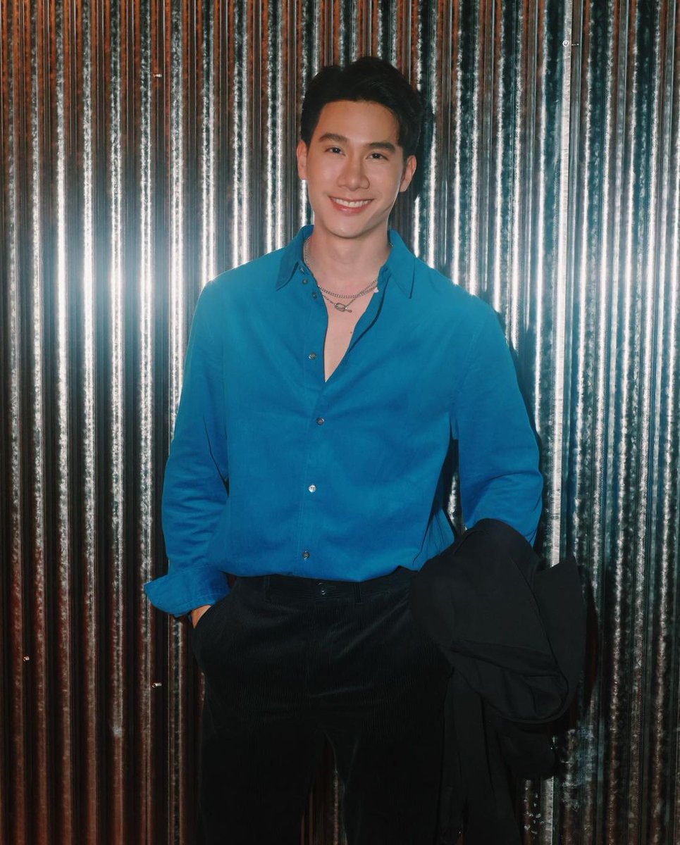 mtsupportersjp's tweet photo. 2023.9.13. #tul_pakorn
COS AW23 Fashion Show🗽💙
写真が多くて嬉しい悲鳴です!!
#COSThailand
#COSAW23
#NYFW
📸 Gannphoto ig
https://t.co/2B63QmhvMu
https://t.co/gd409aQBs8 https://t.co/Ie0UpLtf5V