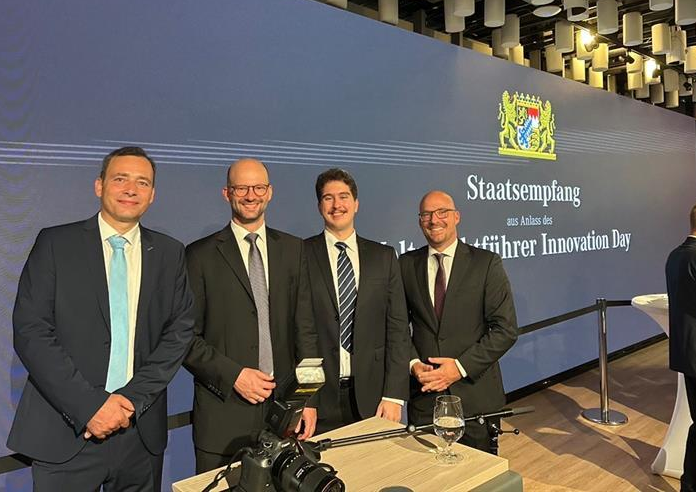 EnergyExemplar's tweet photo. Live from this year's Weltmarktführer Innovation Day after a fab state reception! Curious about the economic viability of #Hydrogen? Stop by our booth and join our Masterclass on the main stage at 13:30 CEST 💡
Learn more here https://t.co/Y4QxBlv9XE
#wmfinnovation #wiwo @wiwo https://t.co/2dvP61ywJv