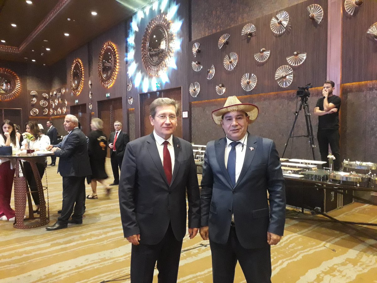 abdullahyigit19's tweet photo. Tacikistan Cumhuriyeti Milli Günü Resepsiyonunda Tacikistan Gazetesi Belarus Gazetesi İmtiyazSahibi Gazeteci Abdullah YİĞİT olarak #Belarus Cumhuriyeti Ankara Büyükelçisi Victor #Rybak ile bir araya geldik🇹🇷🇹🇯🇧🇾@BelarusMFA @BelarusTurk_tr @MOFA_Tajikistan @MFATurkiye @BelarusMID https://t.co/IzK8N9XWiq