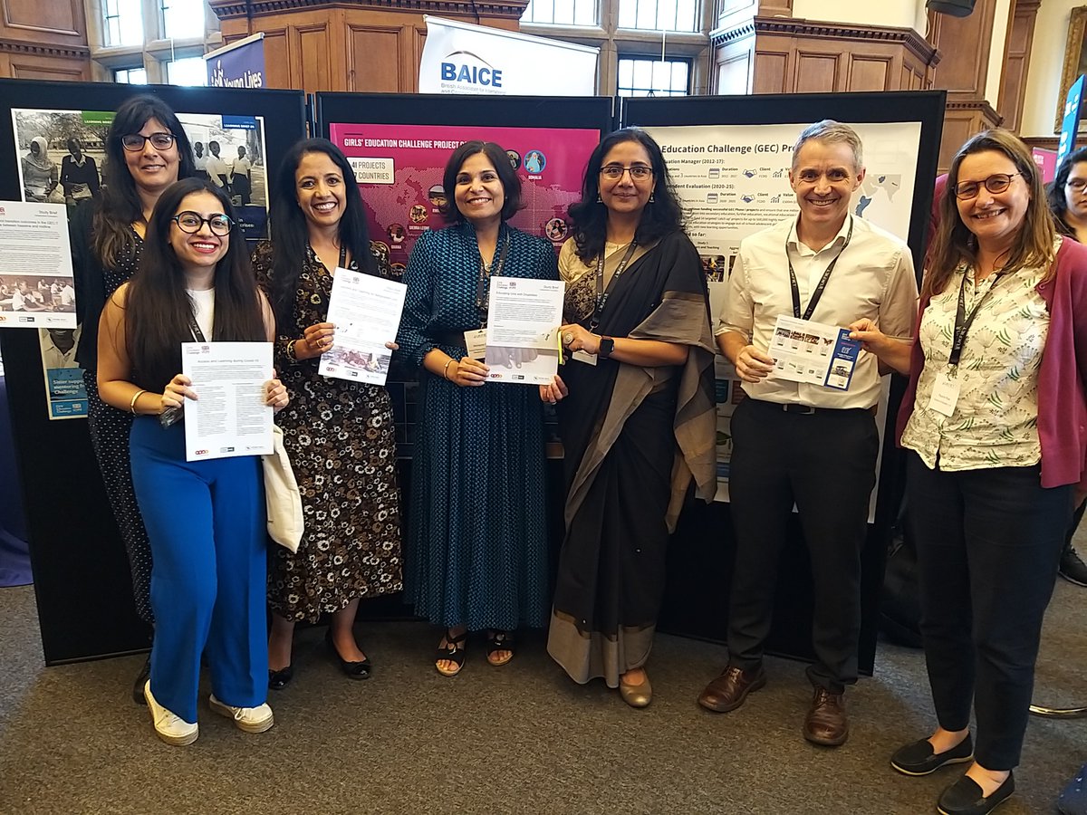 (Some of) the team working on the Independent Evaluation for <a href="/FCDOGEC/">Girls' Education Challenge</a> at #UKFIETConf celebrating over a decade of <a href="/FCDOEducation/">FCDO Girls’ Education</a> support for #GirlsEducation
<a href="/laraibniaz91/">Dr Laraib Niaz</a> <a href="/shenilarawal/">shenila rawal</a> <a href="/AslamMonazza/">Monazza Aslam</a> <a href="/nsingal14/">Nidhi Singal</a> <a href="/PaulineMRose/">Pauline Rose</a> @TetraTechIntDev @AsmaZubairi 
educ.cam.ac.uk/centres/real/r…