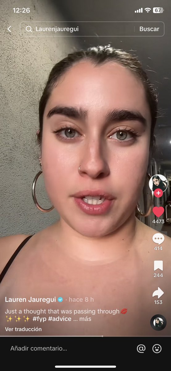 lesbianyisus's tweet photo. ME HE QUEDADO TIESA EN EL SITIO LITERALMENTE MIENTRAS HACÍA SCROLL POR MI TIKTOK https://t.co/VdC08a4PIL
