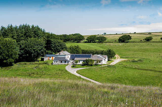 ExmoorNP's tweet image. It's a big hit with children and teachers alike, but did you know @PinkeryENPA Outdoor Learning Centre is also available to hire as #selfcatering accommodation More info here 👇 #familyfun #Hendo #stagdo #tentors #Birthday 
exmoor-nationalpark.gov.uk/enjoying/where…
