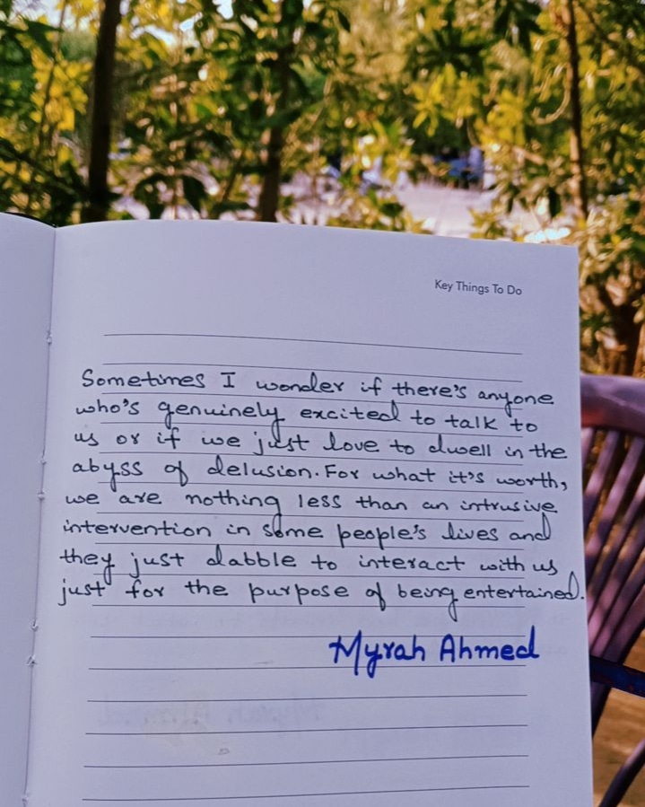 BeLikeMyrah's tweet photo. ✍️ MYRAH AHMED
Follow ➡️ Insta | Myrah Ahmed Tweets https://t.co/h0xSd9KtRc