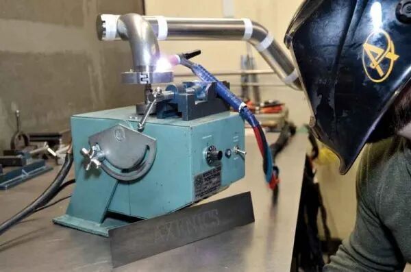 Axenics's tweet photo. There’s a growing demand for challenging, tiny weldments for metal and thermoplastic components. We created this welding solutions guide to help all tiers of manufacturing with their pain points. Download now: https://t.co/nblTRGgOnq.. https://t.co/AkW38p2usO