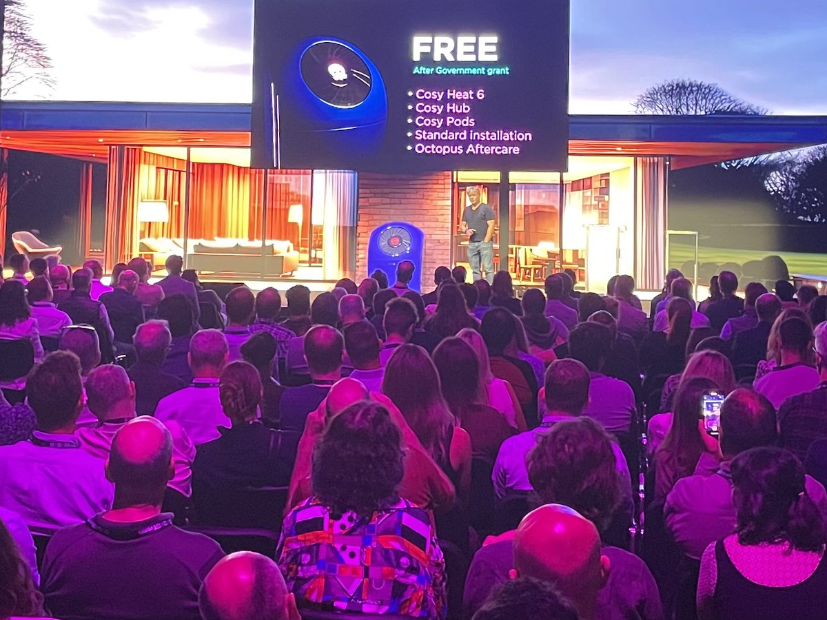 🚨 BREAKING NEWS 🚨
<a href="/g__j/">Greg Jackson</a> announces <a href="/OctopusEnergy/">Octopus Energy</a>’s Cosy Heat 6 heat pump, manufactured in the UK and costing an average 2 bedroom house £3k, potentially available FREE for some homes once government grant is taken into account #EnergyTechSummit
