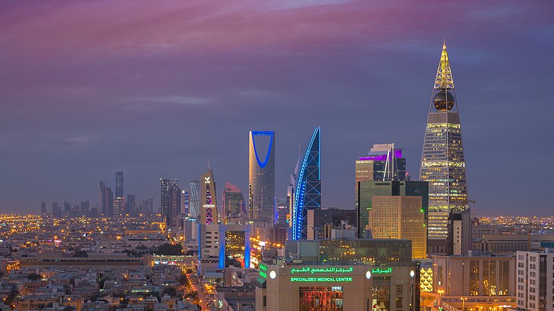 alhilalsa2030's tweet photo. #السعوديه_الان
يعد اقتصاد المملكة العربية السعودية من أكبر عشرين اقتصادًا في العالم، وأكبر اقتصاد في العالم العربي وكذلك في منطقة الشرق الأوسط ، هي عضو دائم وقائدة دول أوبك. وهي عضو دائم في مجموعة دول مجموعة العشرين 🇸🇦 دوله عظيمه بحكامها وشعبها 🇸🇦 https://t.co/YAoPIJKSH8