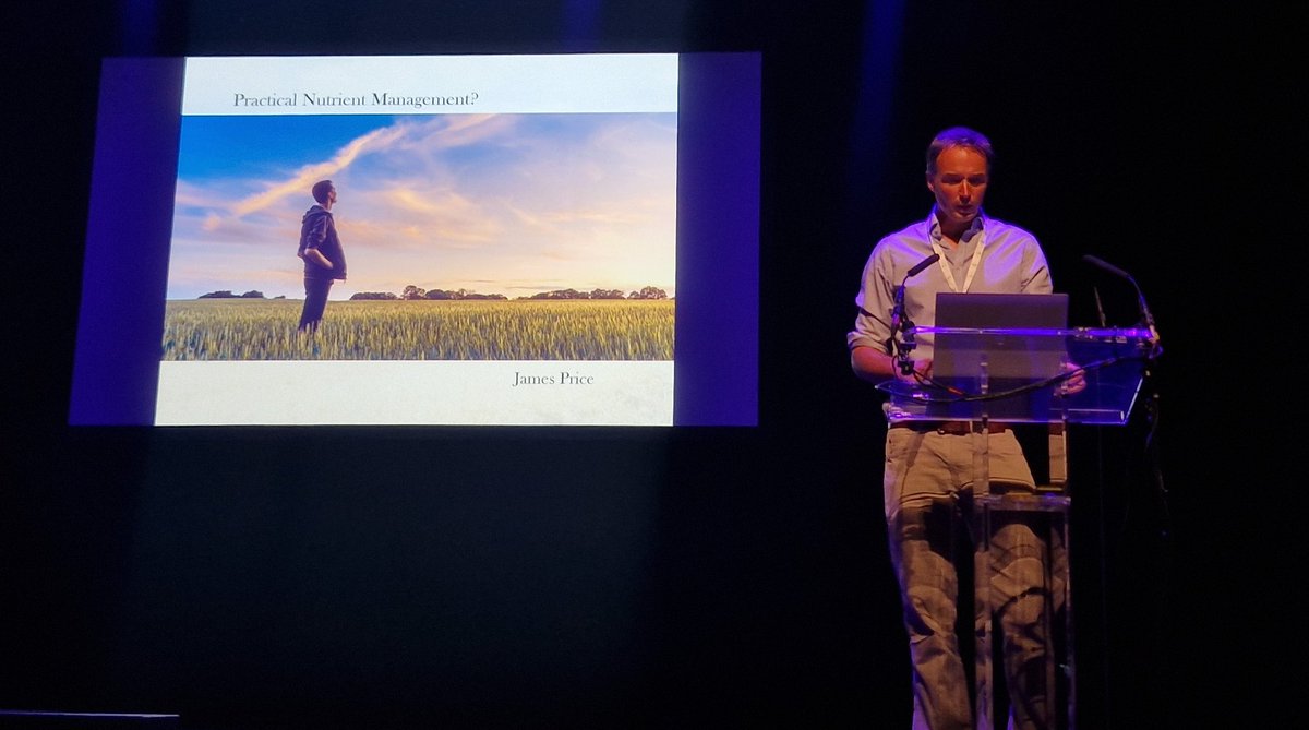 ramiran2023's tweet photo. The final session of #RAMIRAN2023 begins with James Price from Perdiswell Farm explaining his approach to nutrition on farm & use of organic #manures #organicseptember https://t.co/p48rkiMyPb