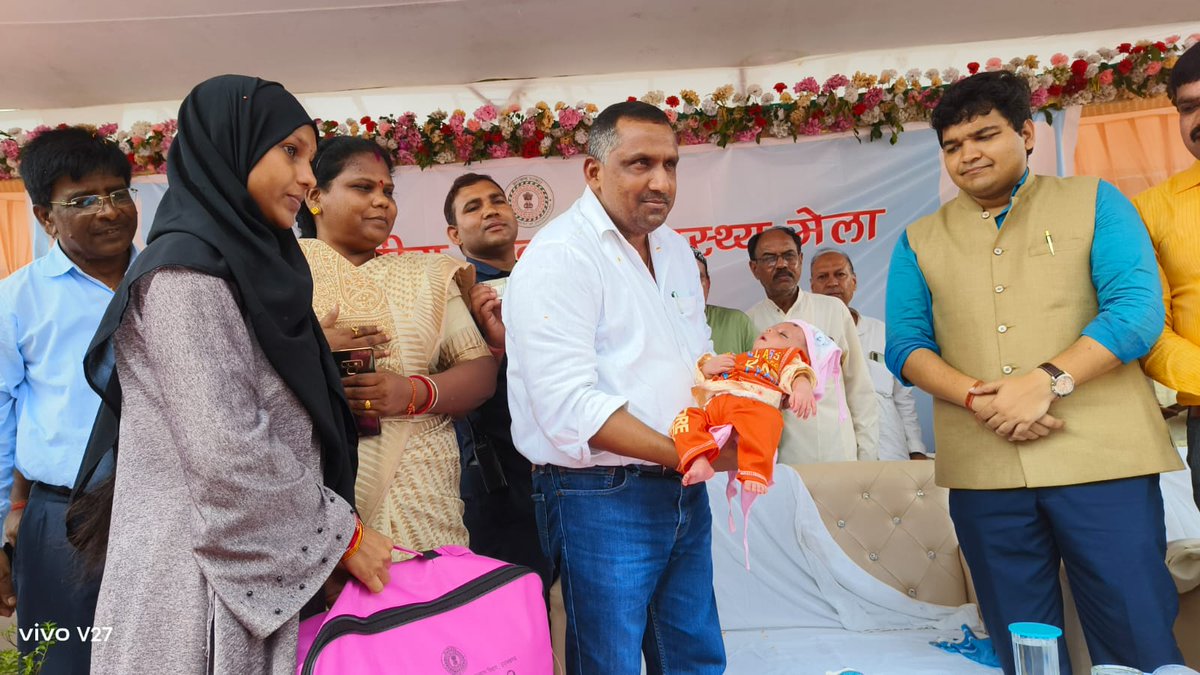 HLTH_JHARKHAND's tweet photo. Inauguration of Block Health Mela ,2023 (From 14th September to 18th September,2023) at Gandhi Maidan,Mango,Jamshedpur by Health minister of Jharkhand, Sri Banna Gupta.
#blockhealthmela #blockhealthmela2023
@BannaGupta76 @DCEastSinghbhum https://t.co/B0B9dESflQ