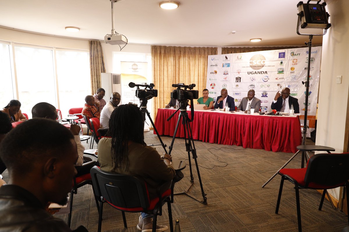 Ahead of the launch for 2nd EITI report, the civil society fraternity under the umbrella organisation, <a href="/CSCOUg1/">CSCOUg</a> has held a press conference today to call for more government commitment as Uganda launches its second EITI report 2020/21.
#EITIug