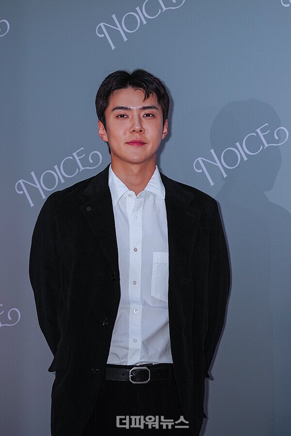 milkteus's tweet photo. more photos of sehun at the noice pop-up store! 🤵🏻✨ https://t.co/TdqPQCmkCA