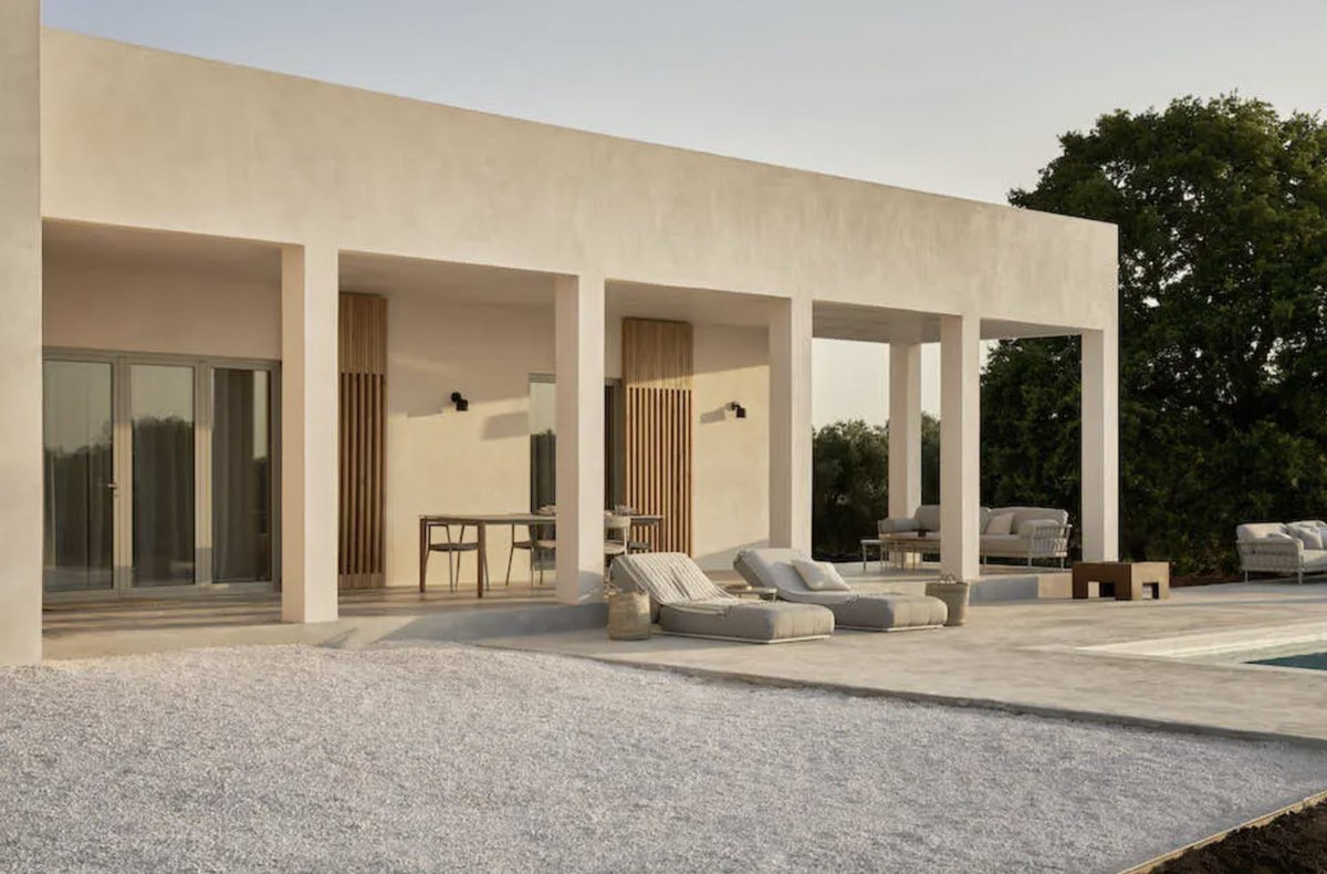 .<a href="/enkimagUK/">Enki Magazine</a>: Villa Vipp Puglia, a whitewashed countryside retreat that emerges from the beautiful Pugliese countryside, is the latest guesthouse opening from Danish brand Vipp. Read more here zurl.co/C5i2