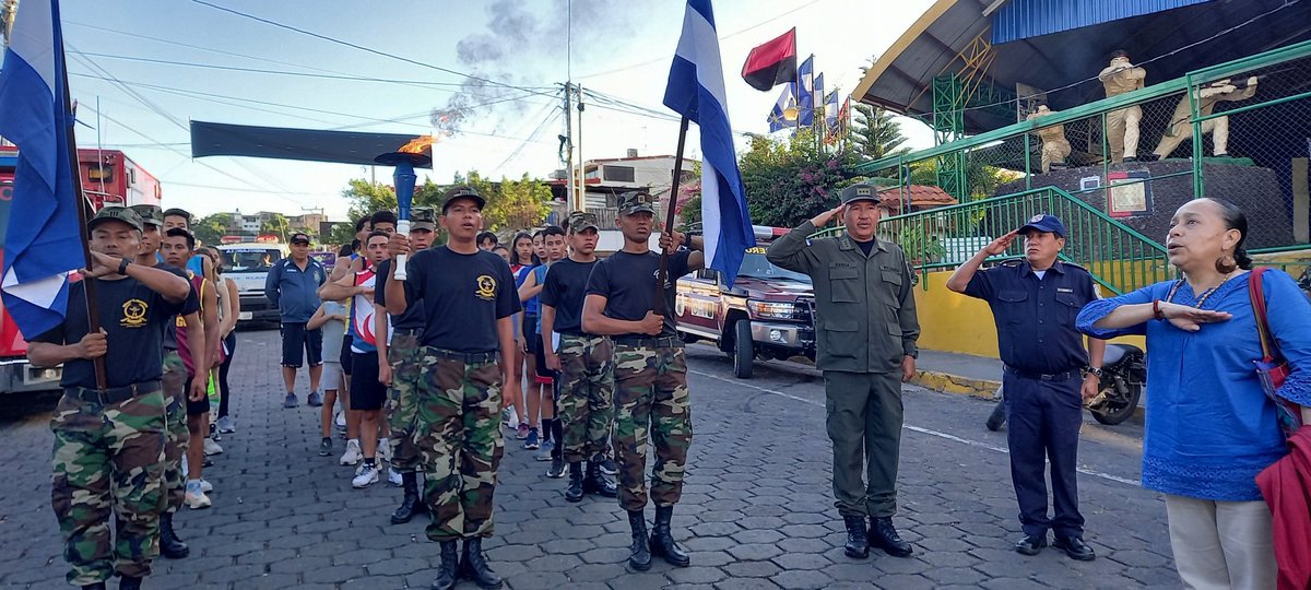 #AHORA | Autoridades del Dpto de Matagalpa  inician recorrido para el traslado de la Antorcha de la Libertad Centroamericana a autoridades del Departamento de Managua.
#AMORANICARAGUA 
#PatriaBenditayLibre
