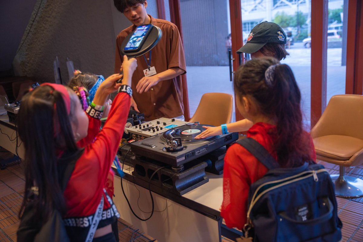 itachi_scratch's tweet photo. Time to Scratch Vol.2
ブースに来てくれた人達
ありがとうございました🙏✨
タイミングでまたやりたいと思います🙌
#keepscratching https://t.co/OKjhZ4ZD8S