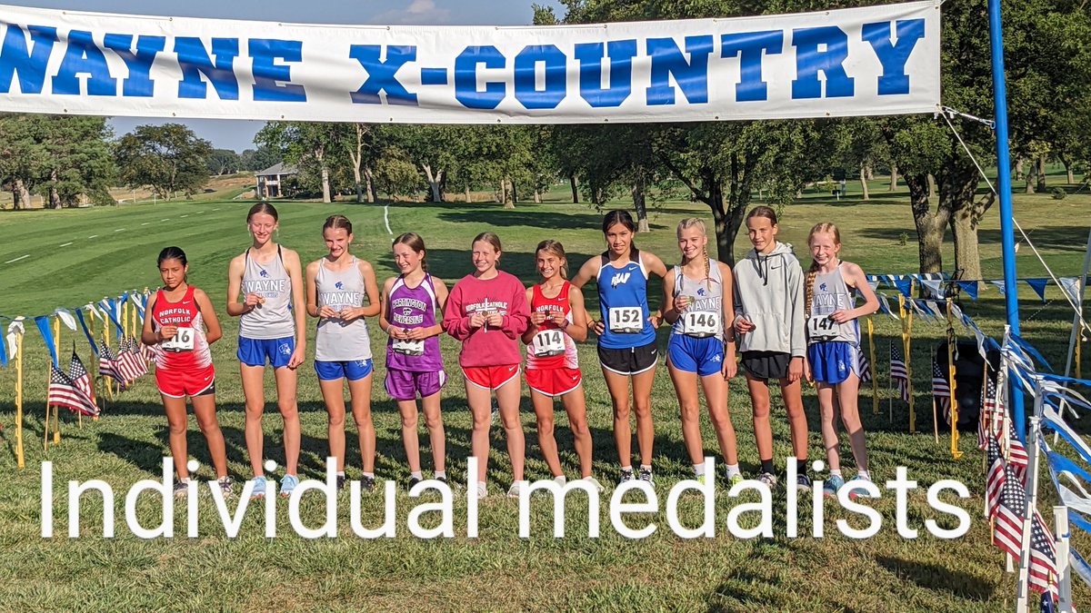 BrianKesting's tweet image. JH girls win their home XC meet