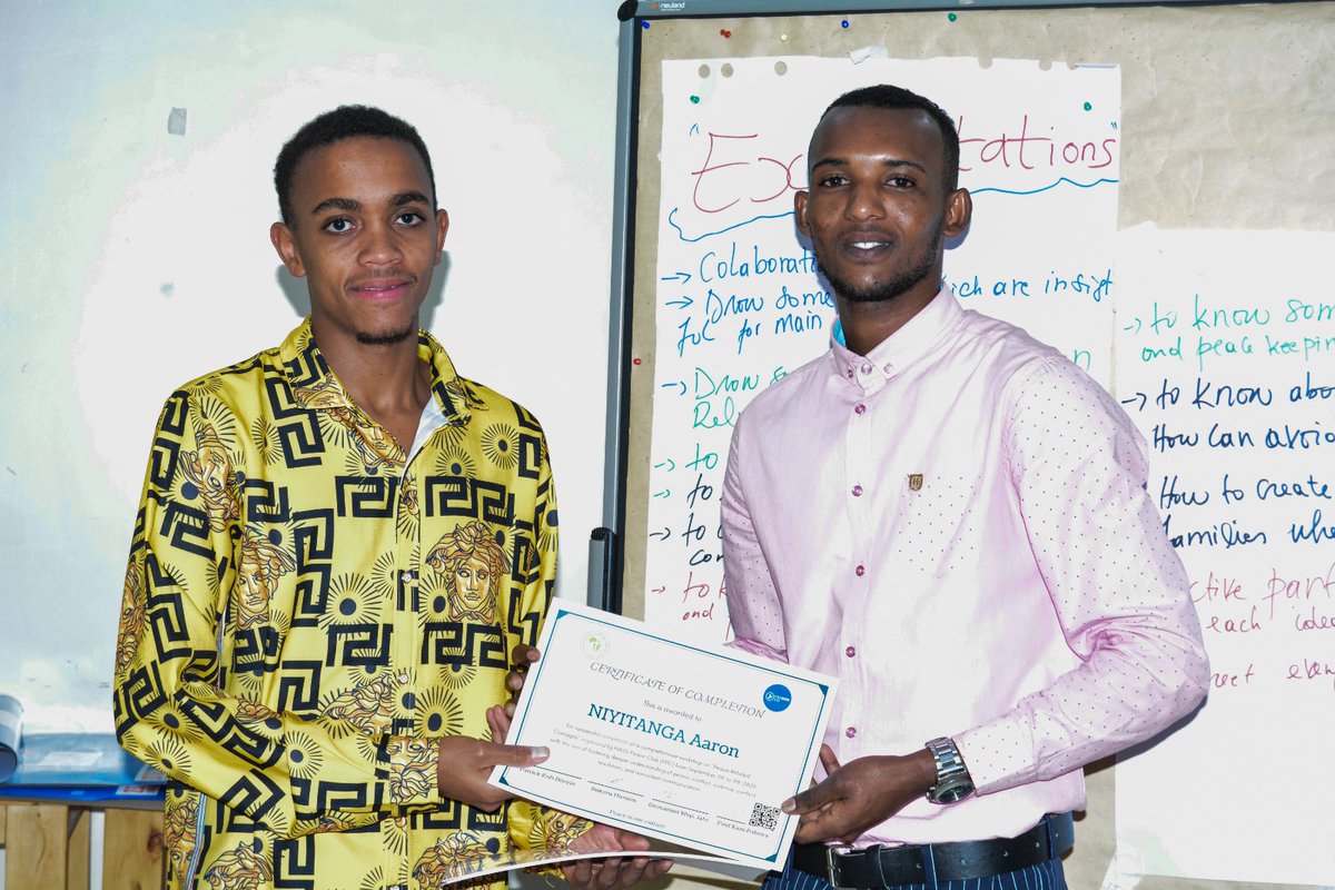 HusseinBukuru's tweet photo. From 7th to 9th September i had a privilage to facilitate and share my knowledge in peace related concept workshop which aim on introducind basic concepts of peace organised by @peaceclubpiass in order to enlighten the fellow student from different domain about peace. https://t.co/0pLbqOILMz