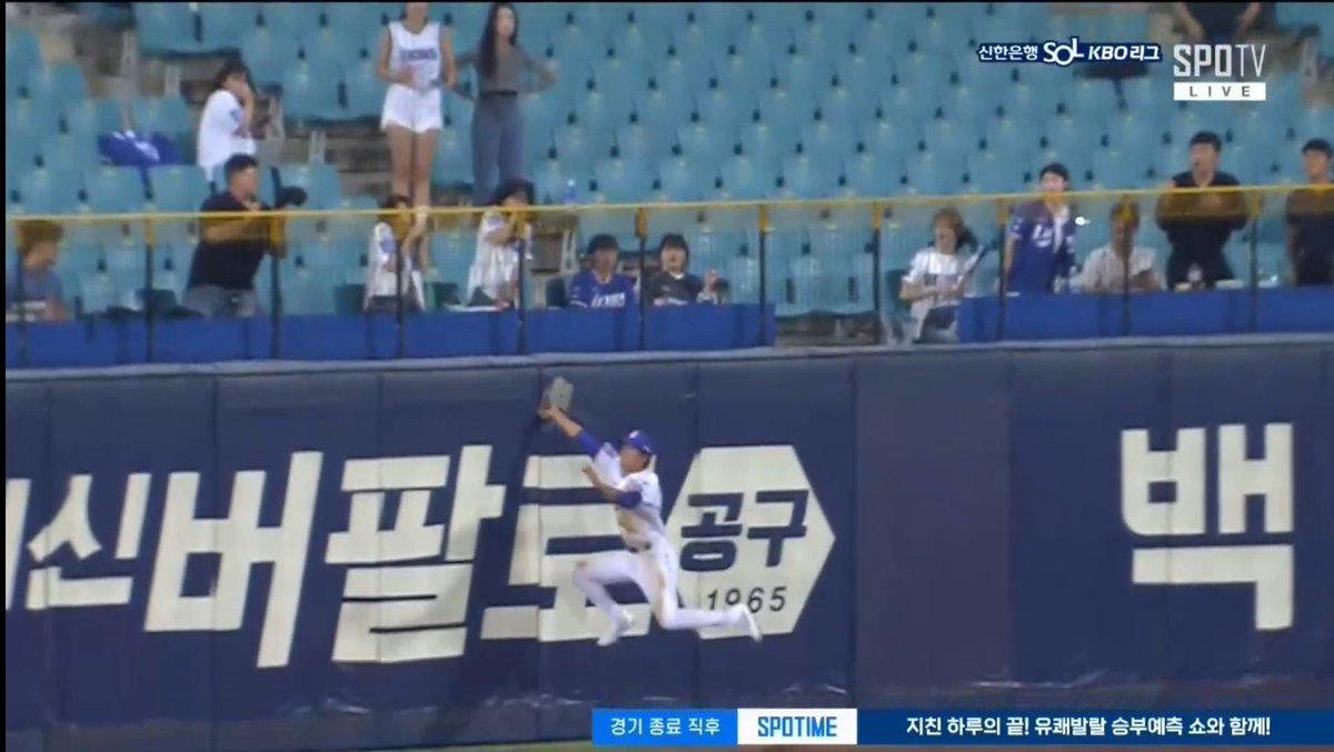 히슈🎗 (@wating_v9) on Twitter photo 