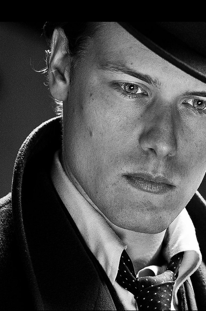 AleBella58's tweet photo. Oh my God!!!!
Still dead! 🤦🏻♀️💨🖤
#SamHeughan #YoungSam #amazingman https://t.co/1PLhMczyBc