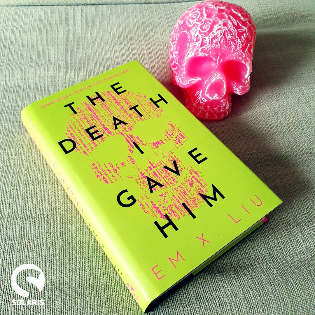 🎂 🎉 Happy book birthday to THE DEATH I GAVE HIM by Em X. Liu! The queer scifi retelling of Hamlet as a locked room thriller that you never knew you needed... Buy it now! bit.ly/3zVU8iT 'oh, the tension! It will murder you.” - @shelleypchan