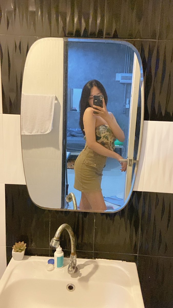 🦋🦋 tweet media