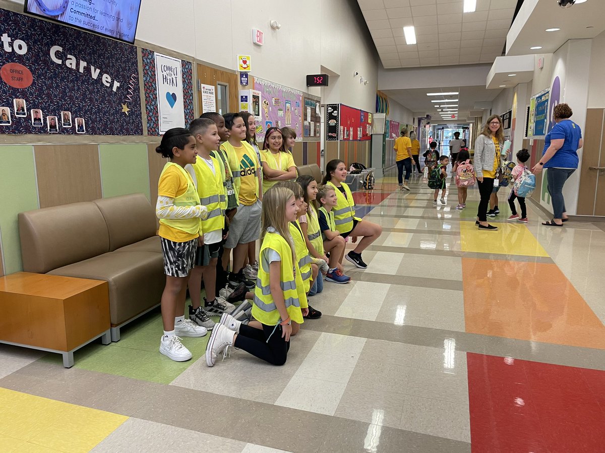 DevinPadavil's tweet photo. Student leadership on display at Purl and Carver Elementary! #onegeorgetown https://t.co/9IFDOCUmN0