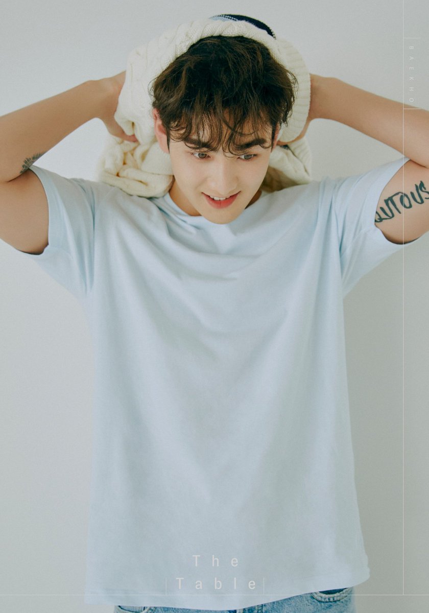K_arkheion's tweet photo. NU’EST (뉴이스트) ➫〖LOVE ME〗
THE 7TH MINI ALBUM “THE TABLE”
Concept Photo ‘Forenoon’ ver.
#BAEKHO #백호
#NUEST #뉴이스트 #THE_TABLE
#LOVE_ME #Forenoon https://t.co/4EvoPaVRA6