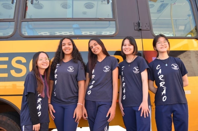 KTX_Official's tweet image. 🚨NOTÍCIA: Adolescentes convertem óleo de cozinha em combustível, e ônibus roda 7 dias.