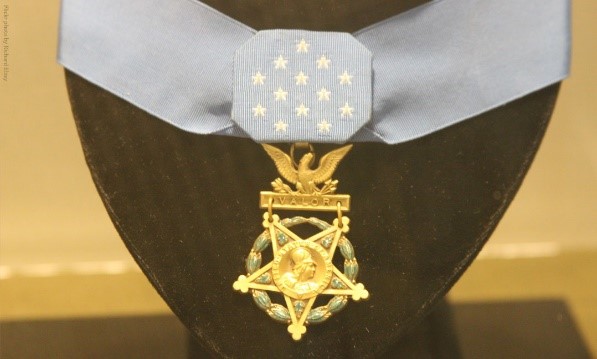 VFWHQ's tweet photo. #ICYMI Your VFW was on hand as Army pilot Capt. Larry Taylor was awarded the Medal of Honor in recognition of his heroic actions to save his fellow brothers-in-arms during the Vietnam War. #VFWSalute 

https://t.co/ggErC68dOd https://t.co/6XLFJMtst0