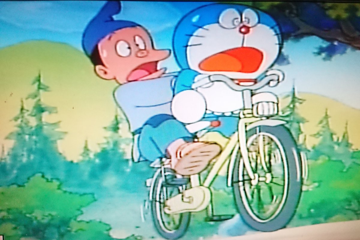 今月末迄のお値下げ / ドラえもん 自転車 ちなみに原作では『ドラえもんが腕を伸ばして(！)自転車を漕ぐ』ですが