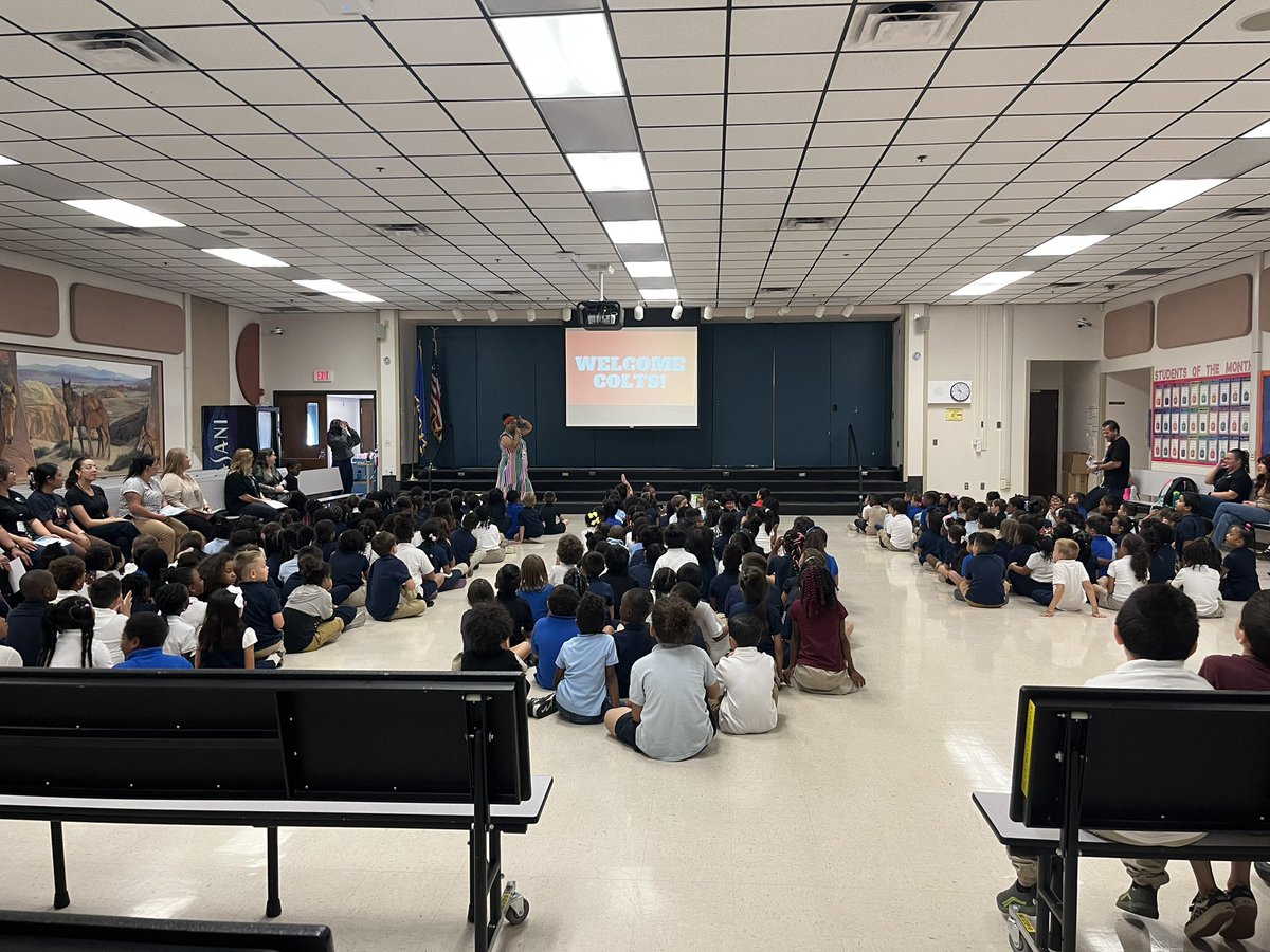 ColtsCunningham's tweet photo. First assembly for the 2023-24 school year 🥰 https://t.co/HFXv6h6jCX