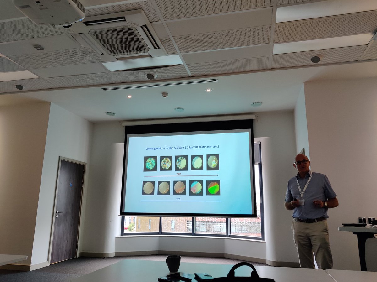 RoySouvik_'s tweet image. Second day of #RAMS2023 is kicked off by Prof Colin Pulham&apos;s fantastic plenary lecture on high pressure chemistry
@RoySocChem @UoLChemistry