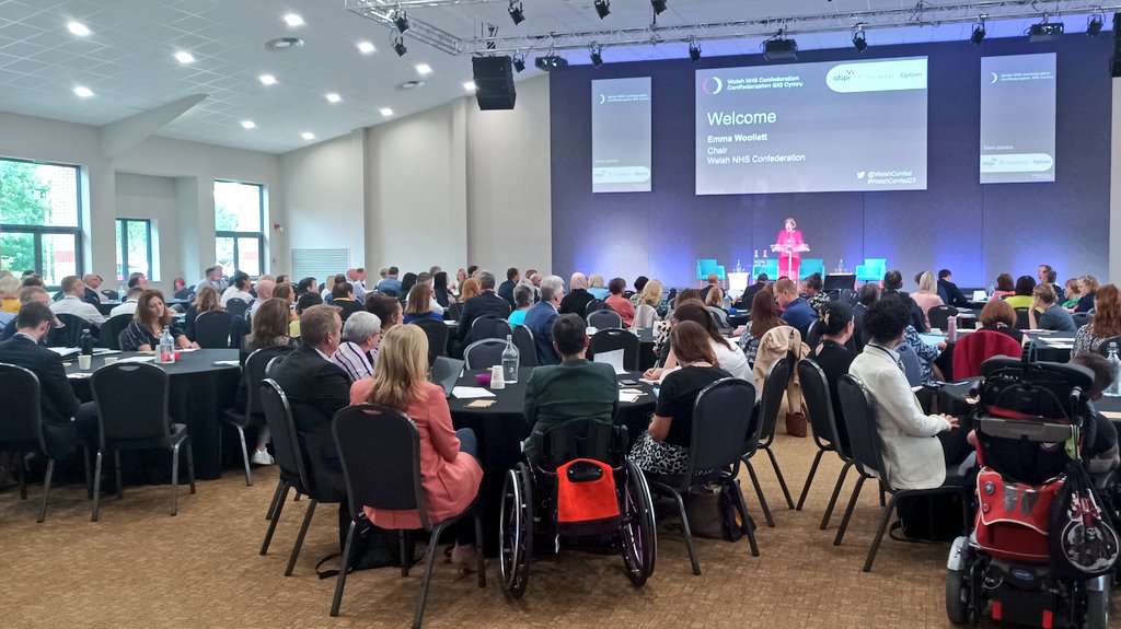 Great turn out at #WelshConfed23 with a comprehensive introduction to the major challenges from Emma Woollett @SwanseabayNHS, noting #EverythingAffectsHealth – so much that affects our health lies outside of the NHS