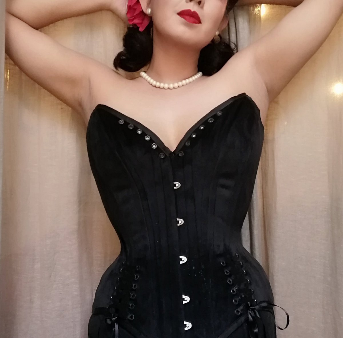 Some of my most absolute favorite things in the world are corsets. Beautiful, well-made corsets that hug me in all the right places. 

wishtender.com/antoinettedomm…

findom paypig cashcow walletdrain findomme goddess queen fetish corsetry waisttraining paywhale mistress