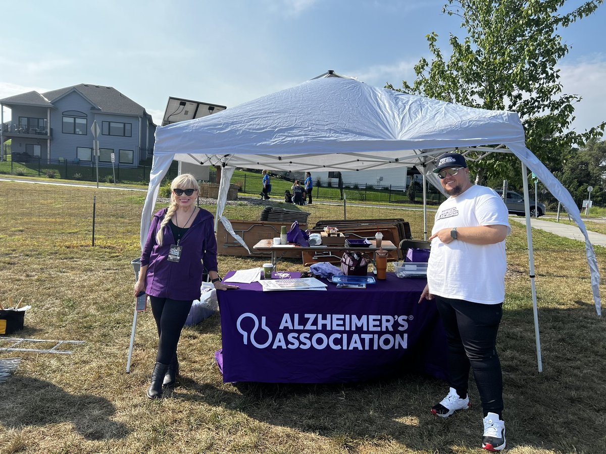 Saturday was a great opportunity to give that pump-up music for a fantastic cause that hits close to home with my family, and that was to help raise money with the @alzassociation , @STAR_1045 host Terri as the EMCEE w/ #Walk2EndAlz #ShowYourPurple  #LoveMyJob #OpenFormatDJ