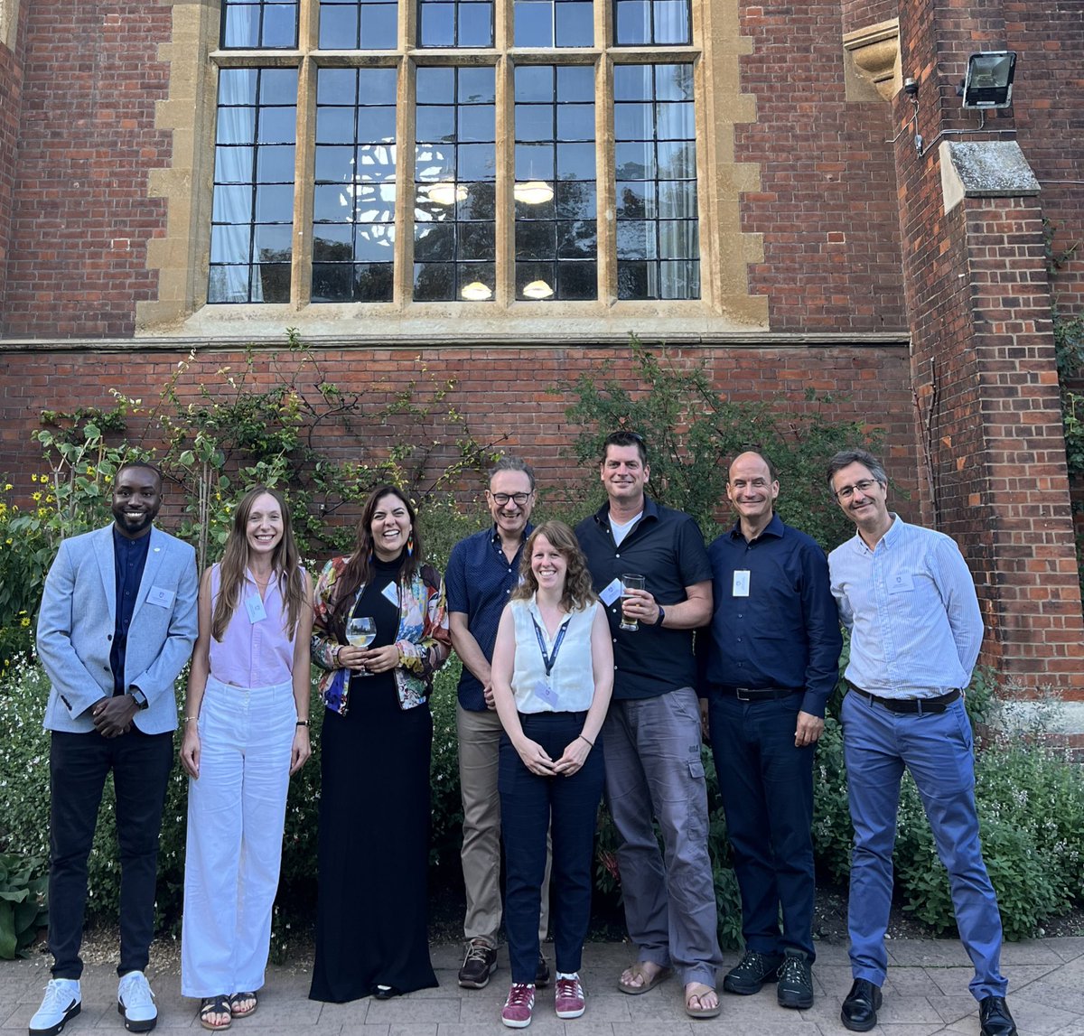 Nache_45's tweet photo. It was a great honor to present our new research work at #UniversityofCambridge, focused on the Investment into Sustainability. It was presented at the 2023 Corporate Responsibility Research Conference. Huge appreciation to my co-authors at institutions in USA, France, and UK. https://t.co/Nun1bWie0T